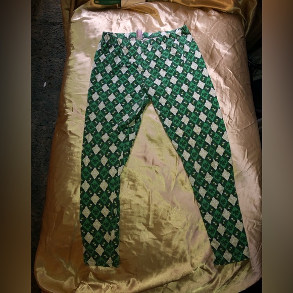 No boundaries St. Patrick’s leggings - Picture 2 of 5